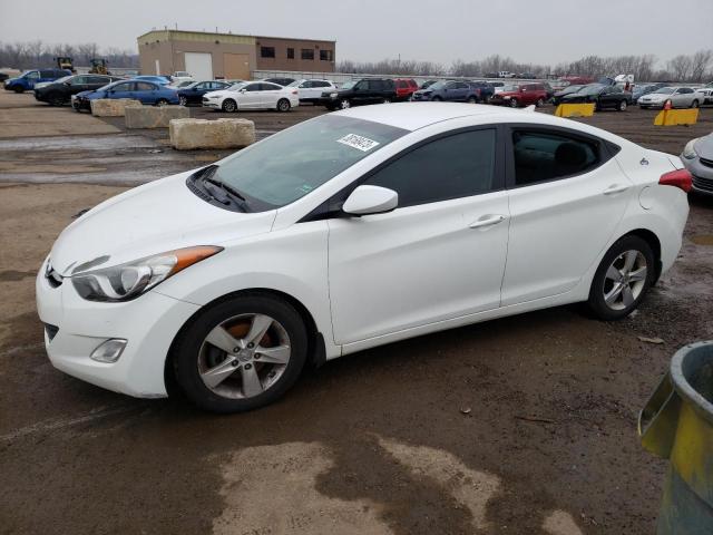 Hyundai Elantra gl (2013)