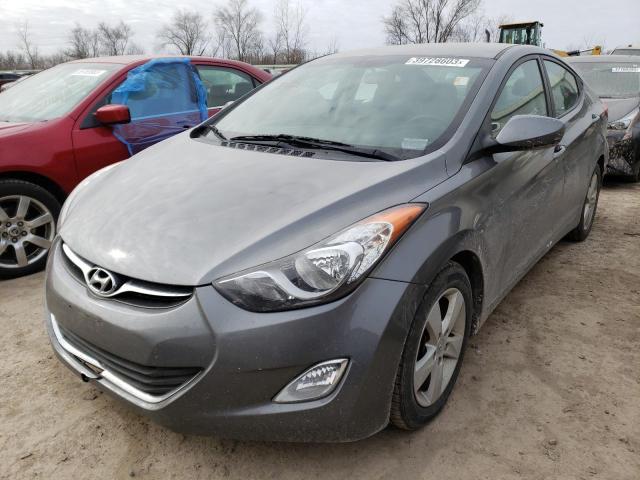 Hyundai Elantra gl (2013)