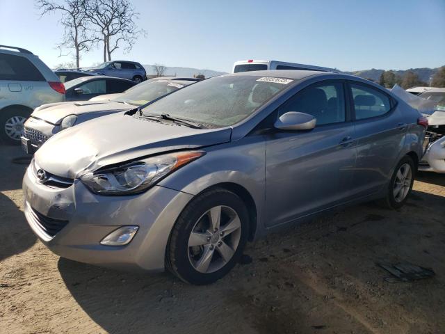 Hyundai Elantra gl (2013)