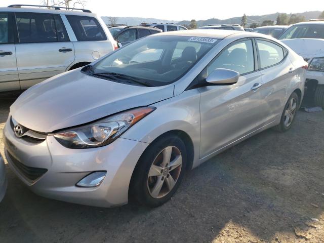 Hyundai Elantra gl (2013)