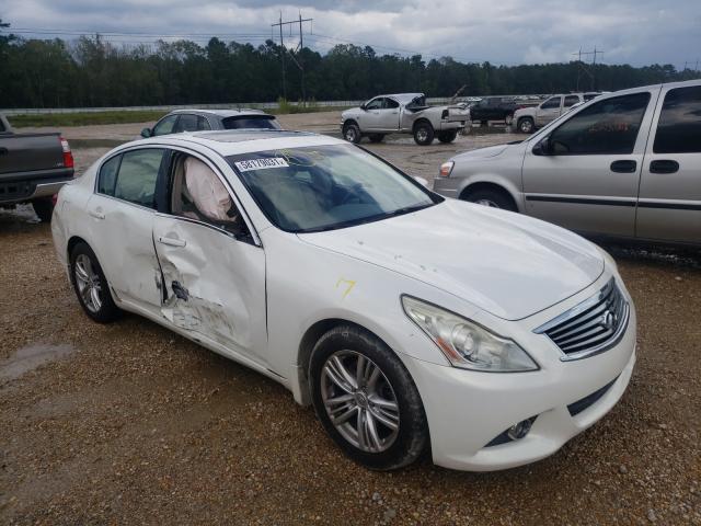 Infiniti G25 base (2012)