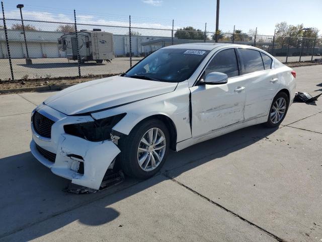 Infiniti Q50 base (2015)