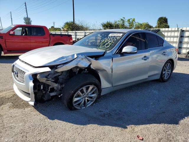 Infiniti Q50 base (2014)