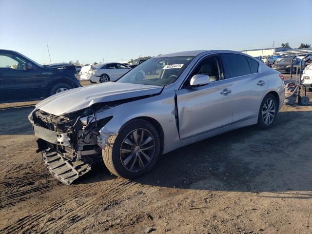 Infiniti Q50 base (2015)