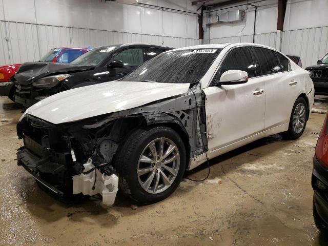 Infiniti Q50 base (2015)
