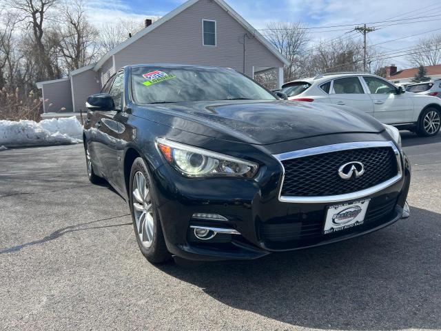 Infiniti Q50 base (2015)