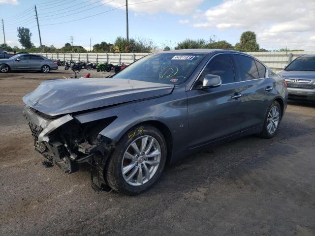 Infiniti Q50 base (2015)