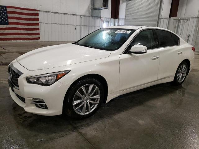 Infiniti Q50 base (2015)