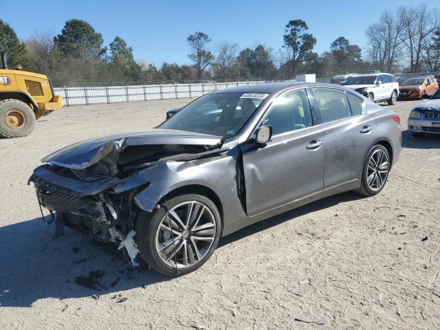Infiniti Q50 base (2015)