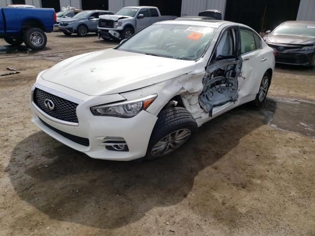 Infiniti Q50 base (2015)