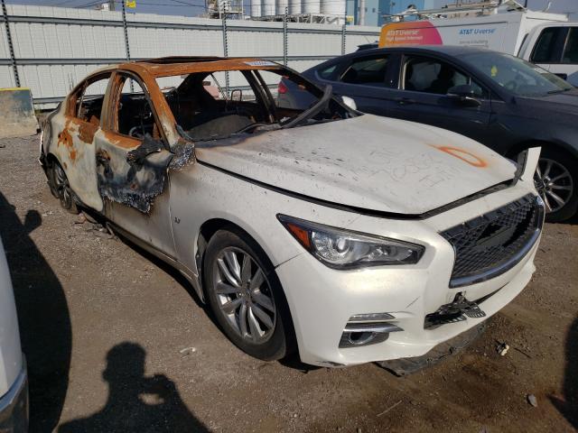 Infiniti Q50 base (2015)