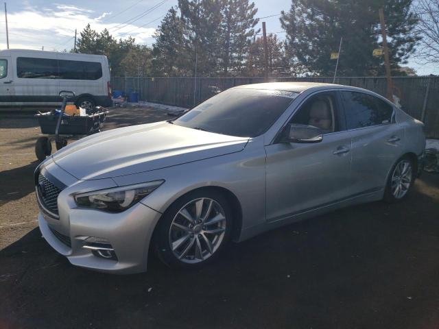 Infiniti Q50 base (2015)