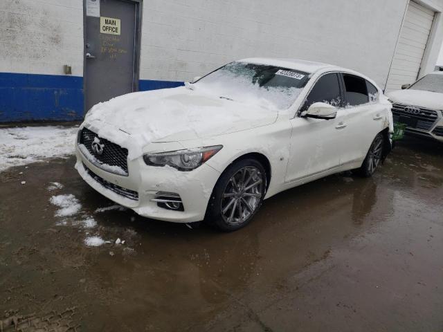 Infiniti Q50 base (2015)
