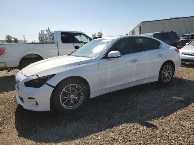 Infiniti Q50 base (2015)