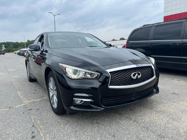 Infiniti Q50 base (2017)