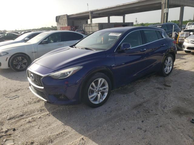 Infiniti Qx30 base (2017)