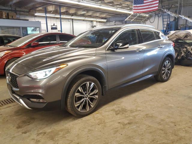 Infiniti Qx30 base (2017)
