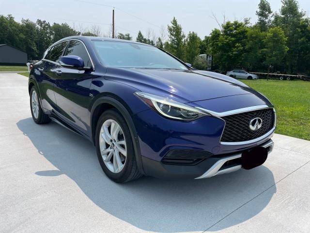 Infiniti Qx30 base (2018)