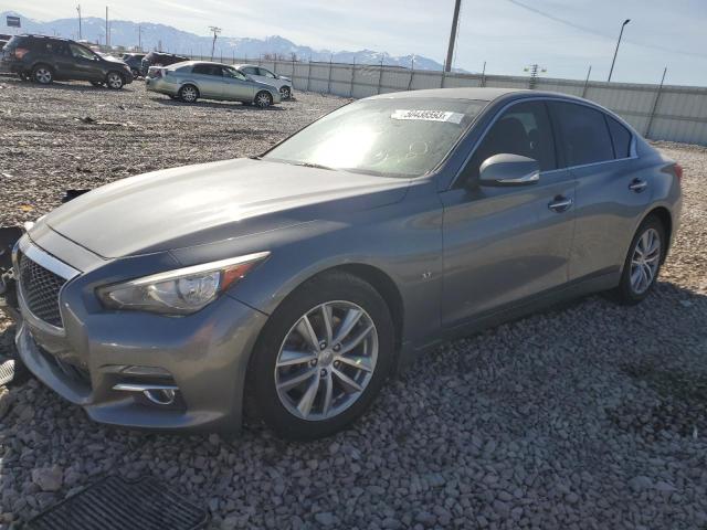 Infiniti Q50 base (2015)
