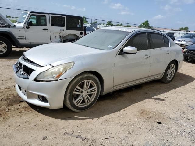 Infiniti G25 base (2011)