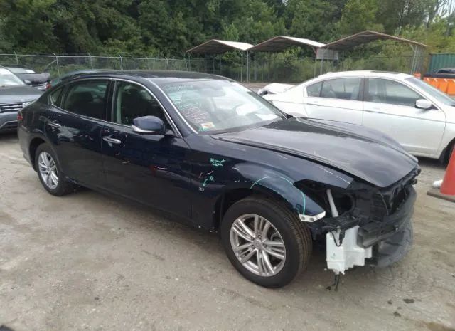 Infiniti Q70l (2015)
