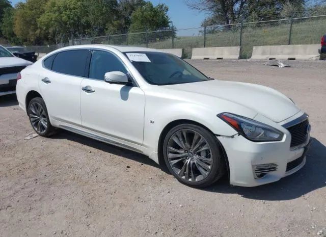 Infiniti Q70l (2017)