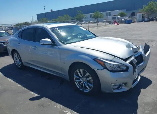 Infiniti Q70 (2017)