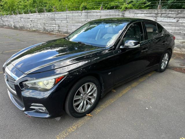 Infiniti Q50 base (2015)