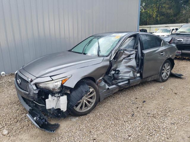 Infiniti Q50 base (2015)