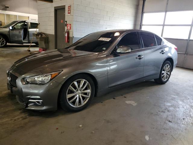 Infiniti Q50 base (2015)