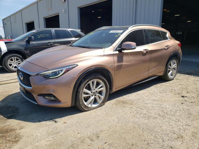 Infiniti Qx30 base (2017)
