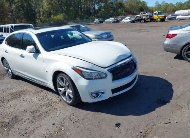 Infiniti Q70l (2017)