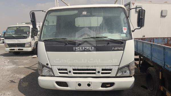 Isuzu Npr (2008)