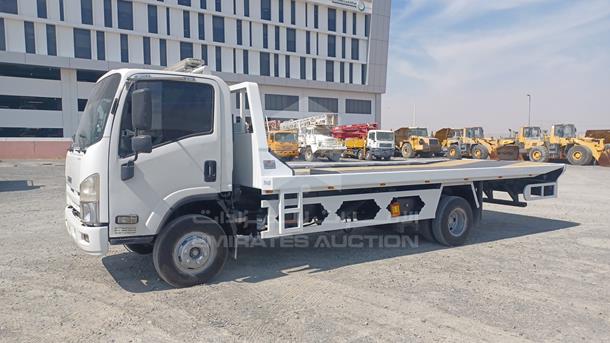 Isuzu Reward np (2017)