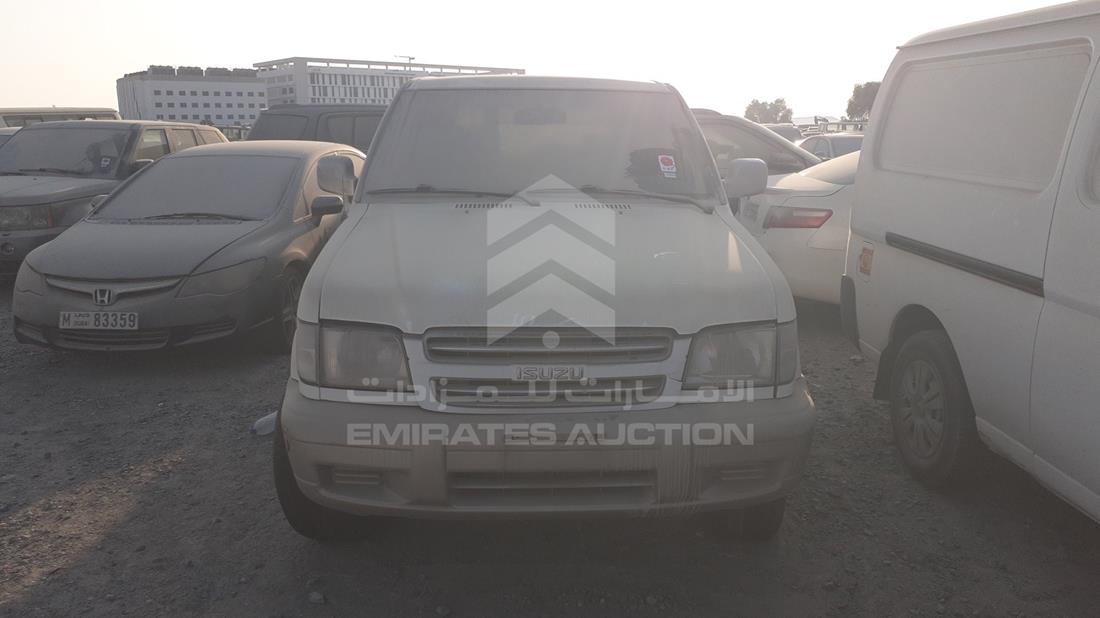 Isuzu Trooper (2002)