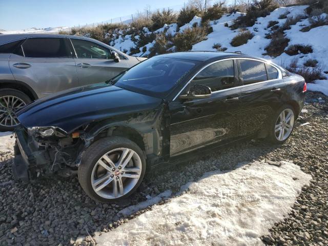 Jaguar Xe prestig (2017)
