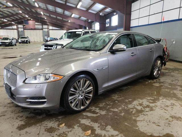 Jaguar Xj superch (2011)