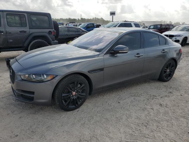 Jaguar Xe prestig (2017)