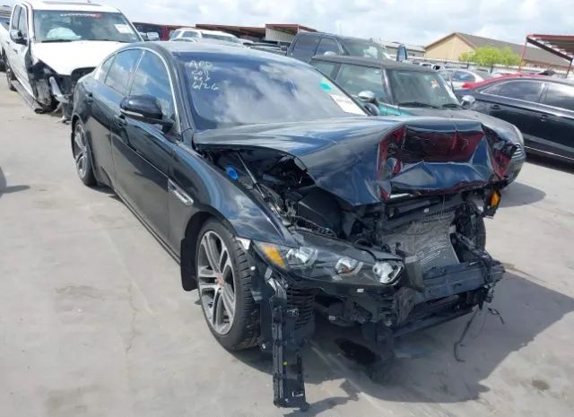 Jaguar Xe (2017)