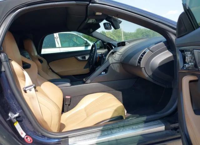 Jaguar F-type 2014