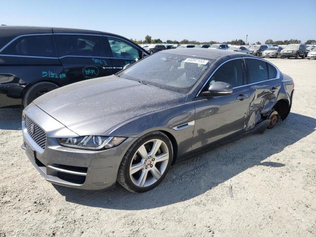 Jaguar Xe prestig (2017)