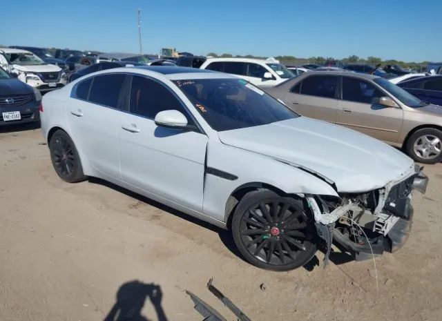 Jaguar Xe (2017)