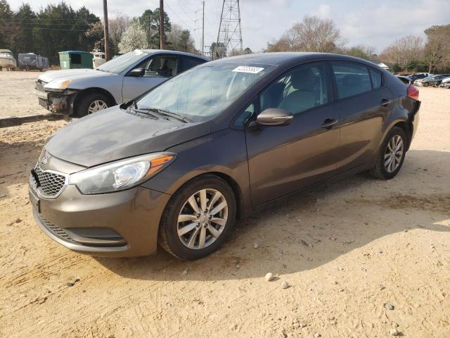 Kia Forte lx (2015)