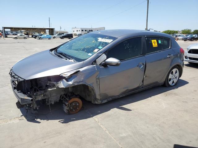 Kia Forte lx (2016)