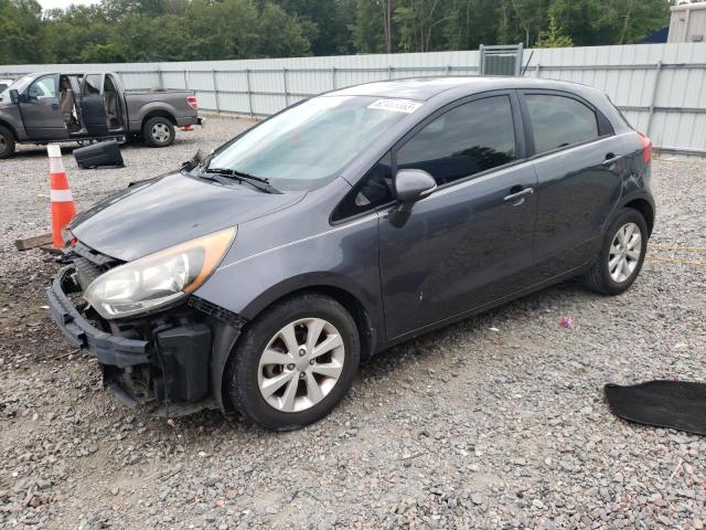 Kia Rio ex (2013)