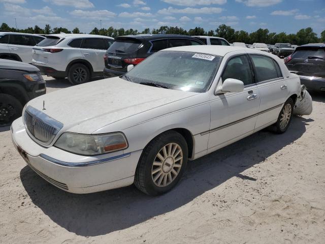 Lincoln Town car e (2004)