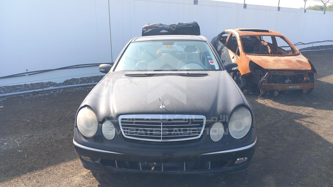 Mercedes E240 (2005)