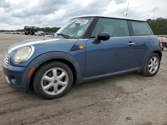 Mini Cooper (2010)