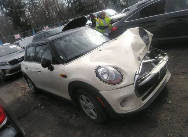 Mini Cooper hardtop 4 door (2016)