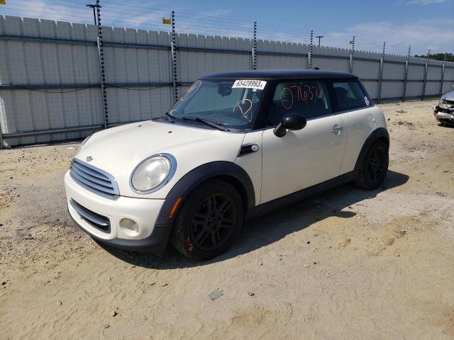 Mini Cooper (2011)